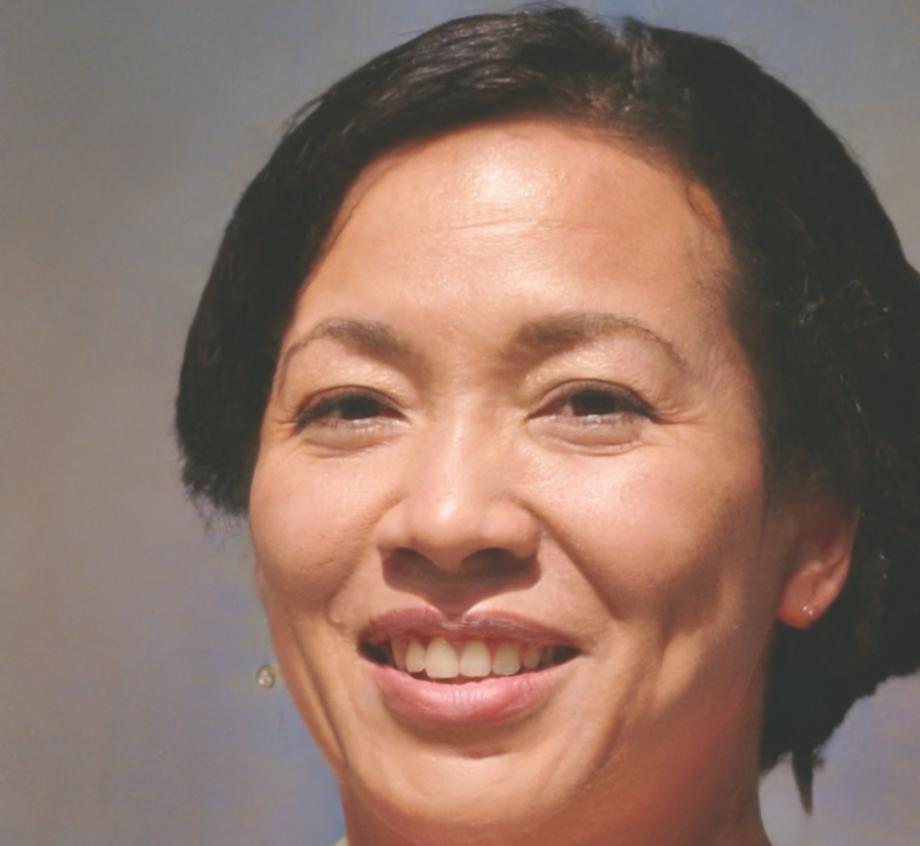 Portrait professionnel d'Apolline Chevrier, spécialiste en gestion de portefeuille